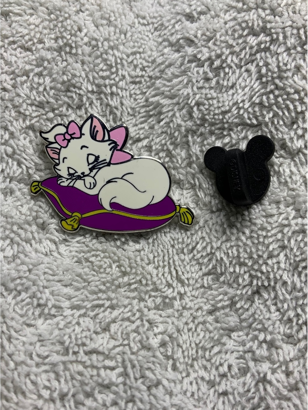 Marie Sleeping on Pillow Disney Pin
